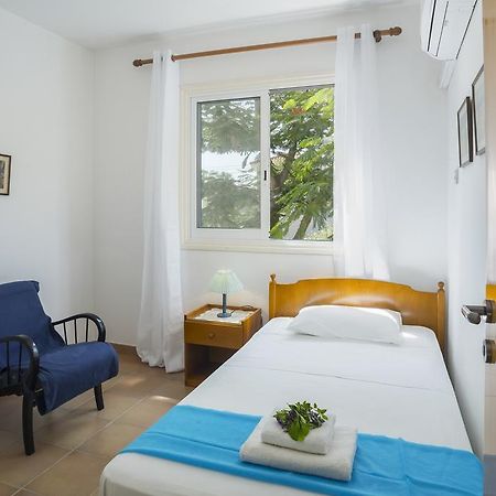Protaras Beachfront Sirina Lina Suite Paralimni Dış mekan fotoğraf